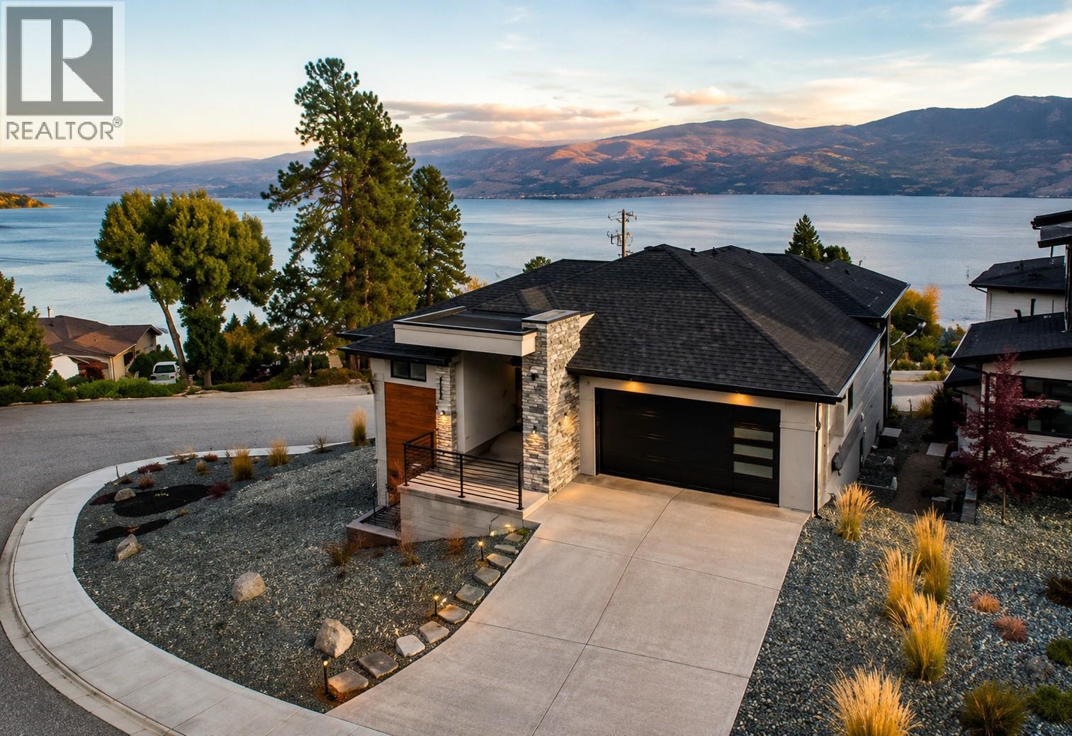 3953 Beachview Drive, West Kelowna, British Columbia