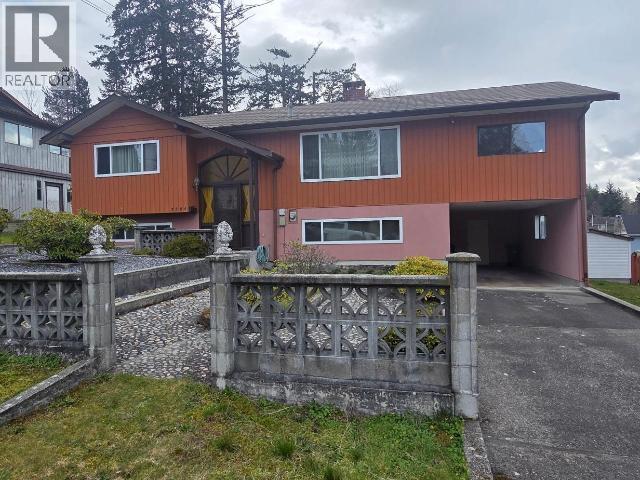 3284 Cariboo Ave, Powell River, British Columbia   - Photo 3 - 19735