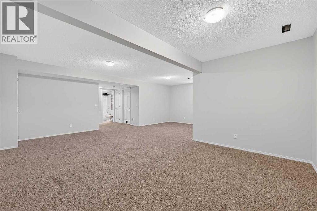 249 Elgin Manor SE, Calgary, Alberta  T2Z 4Z7 - Photo 37 - A2326021