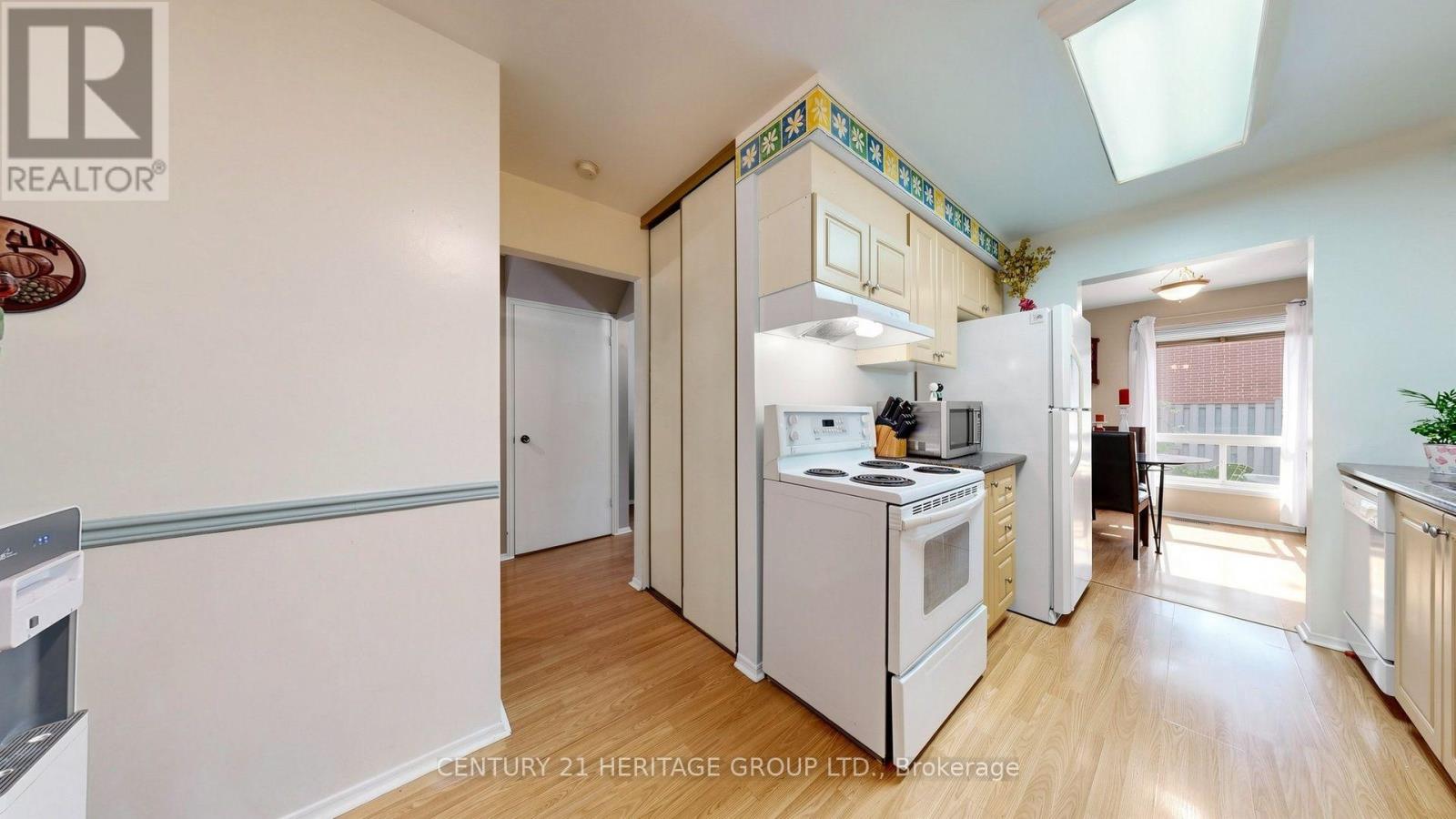 27 Dunkeld Way, Markham, Ontario  L3T 4Y8 - Photo 13 - N13632568