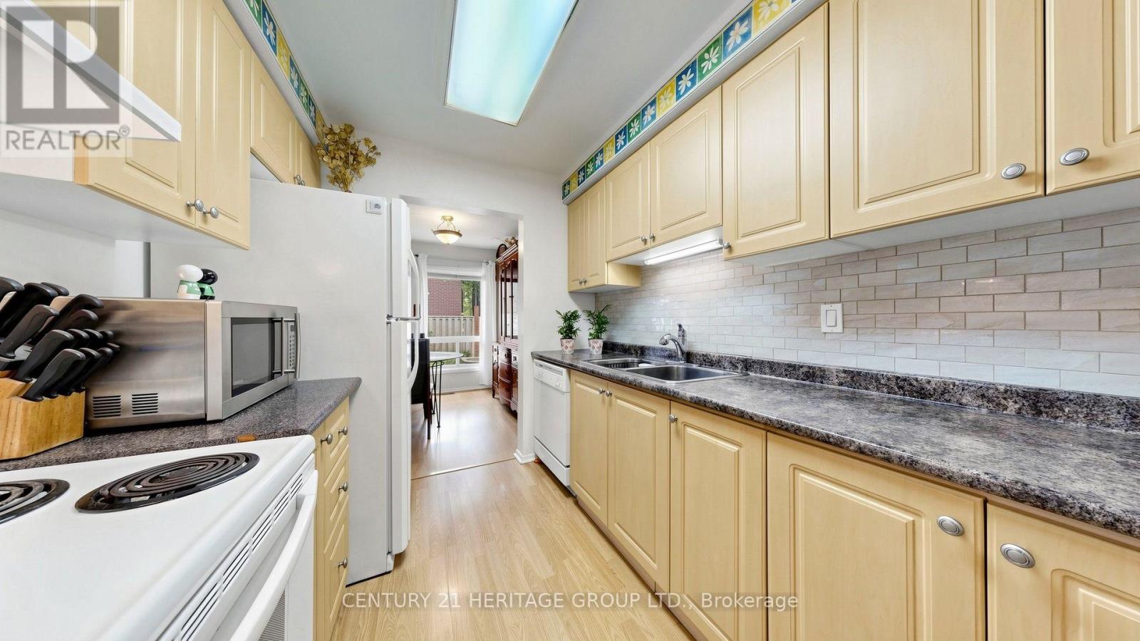 27 Dunkeld Way, Markham, Ontario  L3T 4Y8 - Photo 15 - N13632568