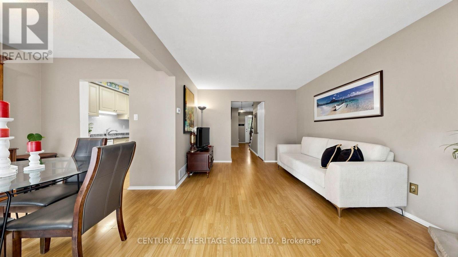 27 Dunkeld Way, Markham, Ontario  L3T 4Y8 - Photo 5 - N13632568
