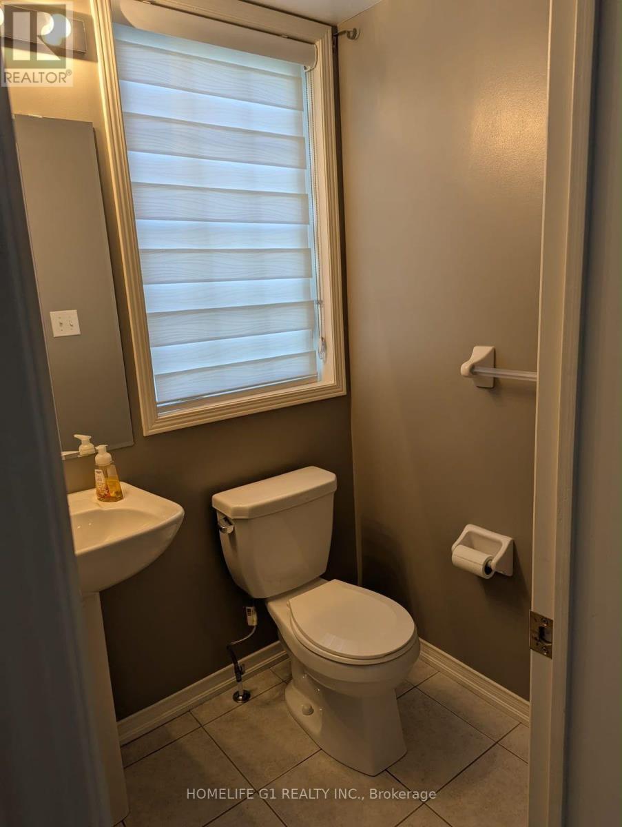 25 Hornett Way, Ajax, Ontario L1Z 0K6 - Photo 20 - E13703874