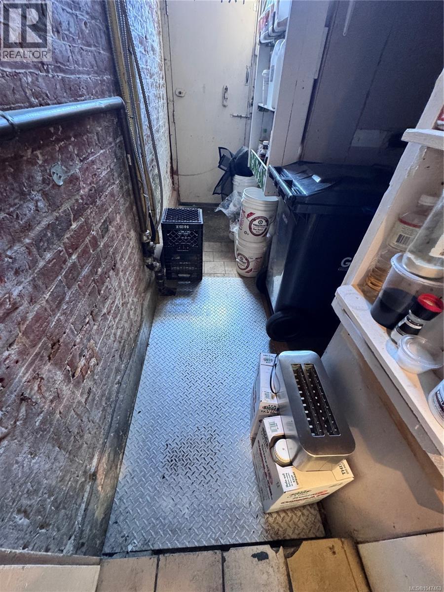 632 Yates St, Victoria, British Columbia  V8W 1L3 - Photo 30 - 1047463