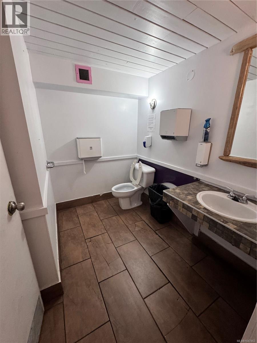 632 Yates St, Victoria, British Columbia  V8W 1L3 - Photo 32 - 1047463