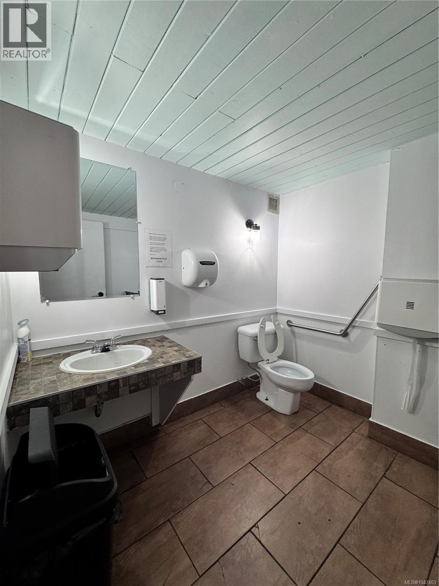 632 Yates St, Victoria, British Columbia  V8W 1L3 - Photo 33 - 1047463