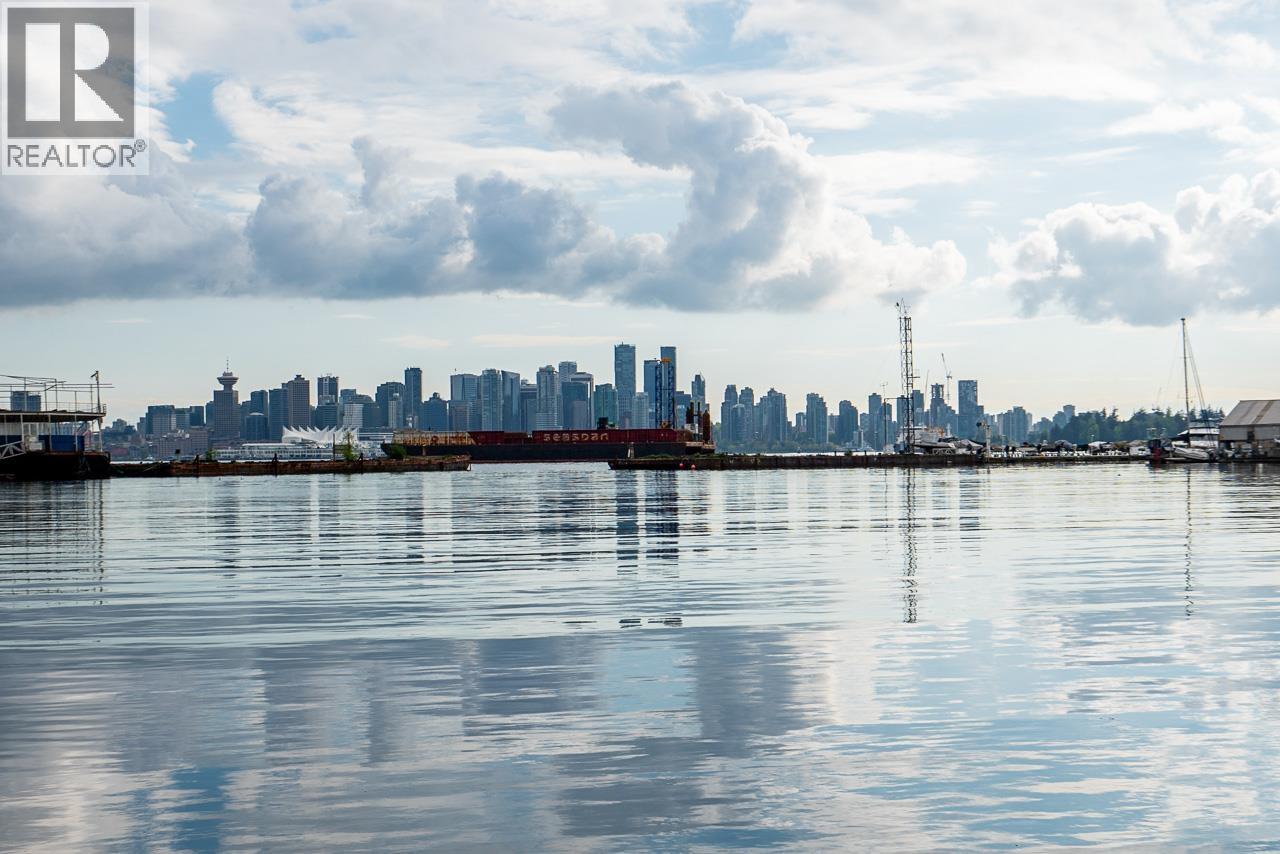 A24 415 Esplanade, North Vancouver, British Columbia  V7M 1A6 - Photo 17 - R3144810