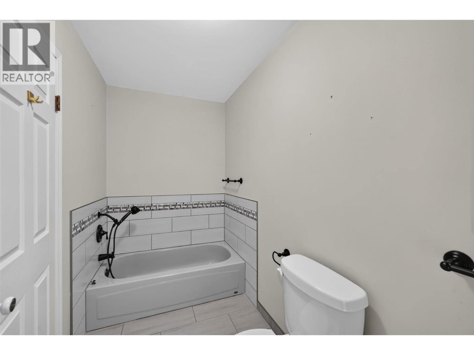 10717 Cottonwood Crescent, Dawson Creek, British Columbia  V1G 4E4 - Photo 40 - 10398498