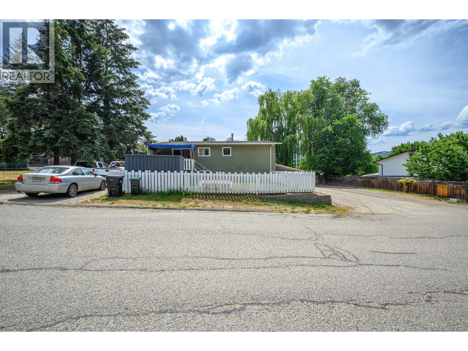 4018 Pleasant Valley Road, Vernon, British Columbia  V1T 4M2 - Photo 12 - 10398298