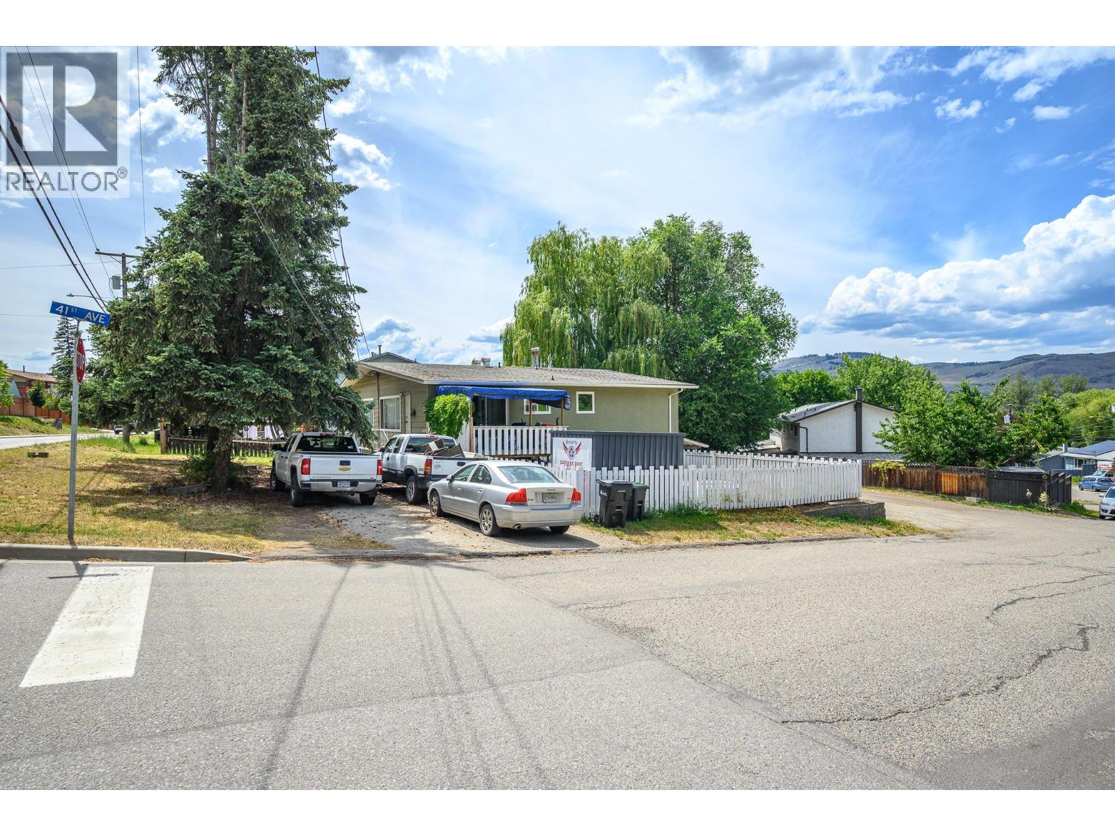 4018 Pleasant Valley Road, Vernon, British Columbia  V1T 4M2 - Photo 13 - 10398298