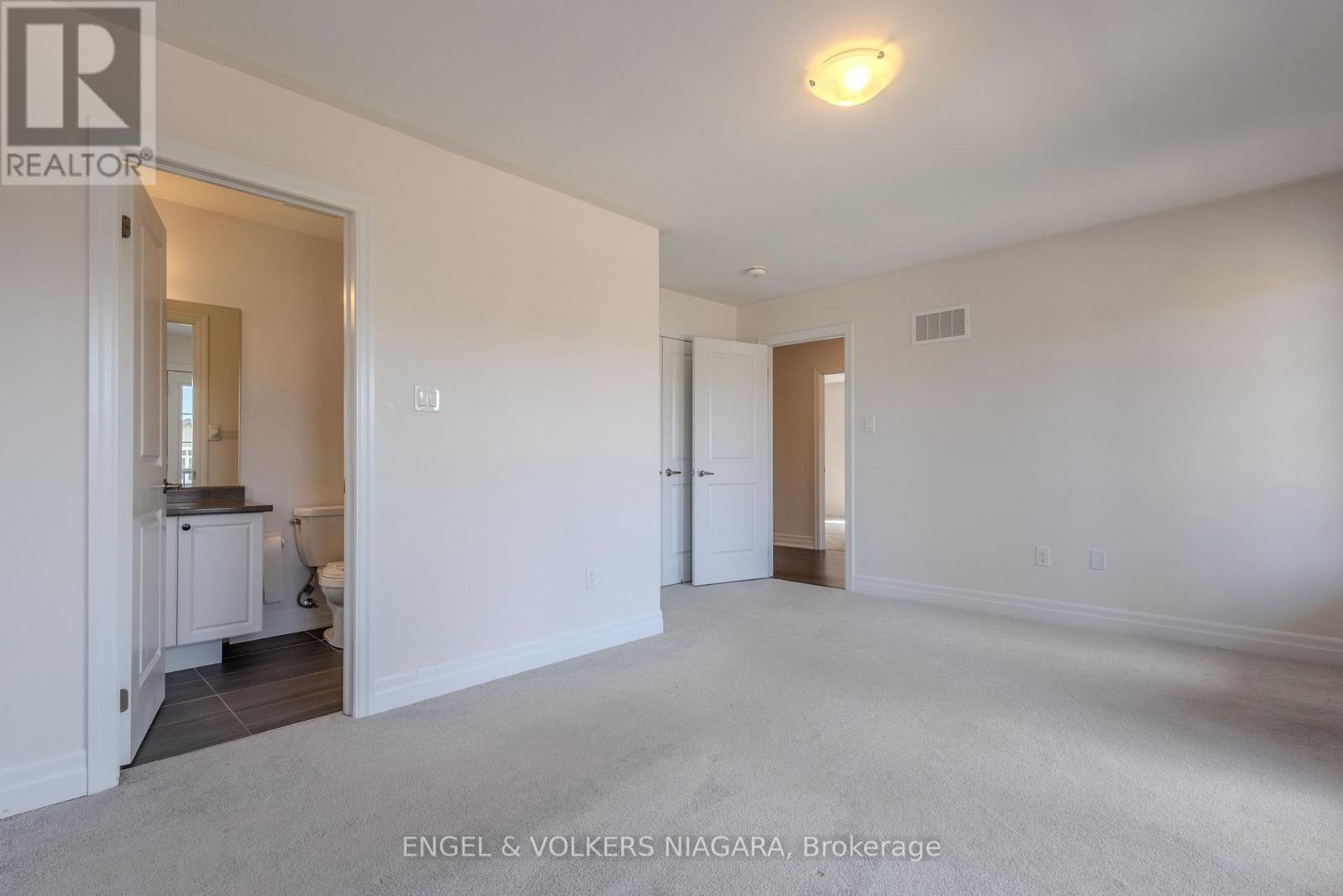 9218 White Oak Avenue, Niagara Falls, Ontario  L2G 0E9 - Photo 20 - X13703950