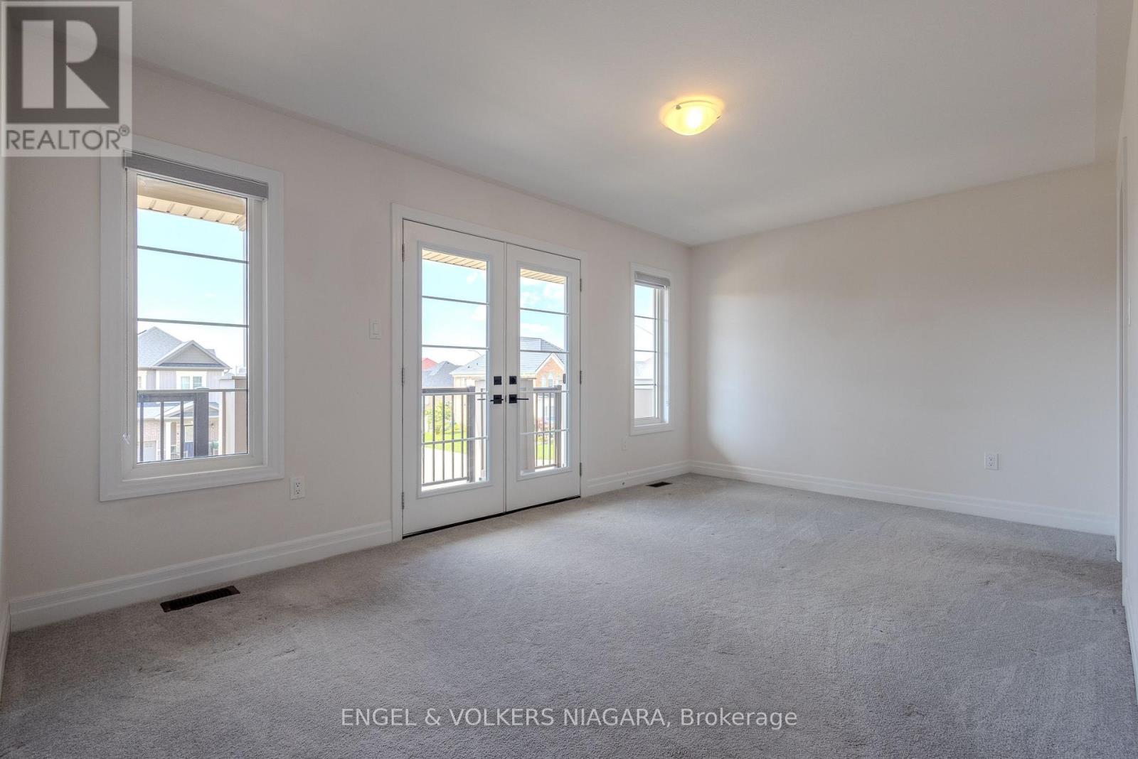9218 White Oak Avenue, Niagara Falls, Ontario  L2G 0E9 - Photo 22 - X13703950