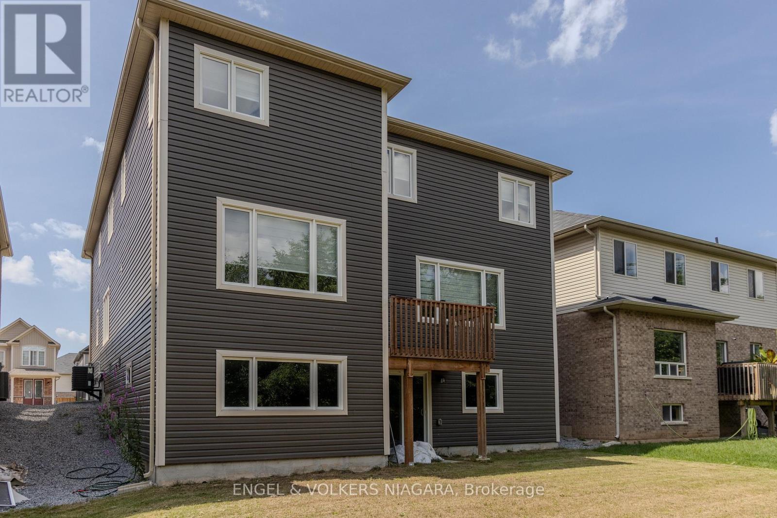 9218 White Oak Avenue, Niagara Falls, Ontario  L2G 0E9 - Photo 43 - X13703950