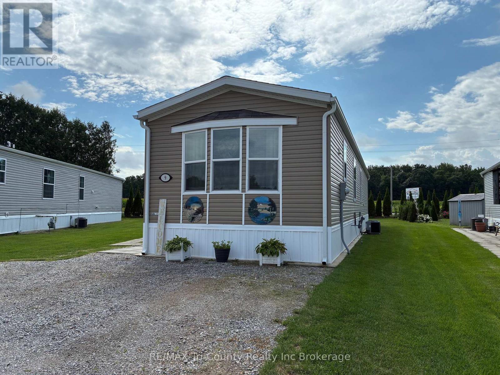 11981 Plank Road, Bayham, Ontario  N4G 4G9 - Photo 2 - X13703962
