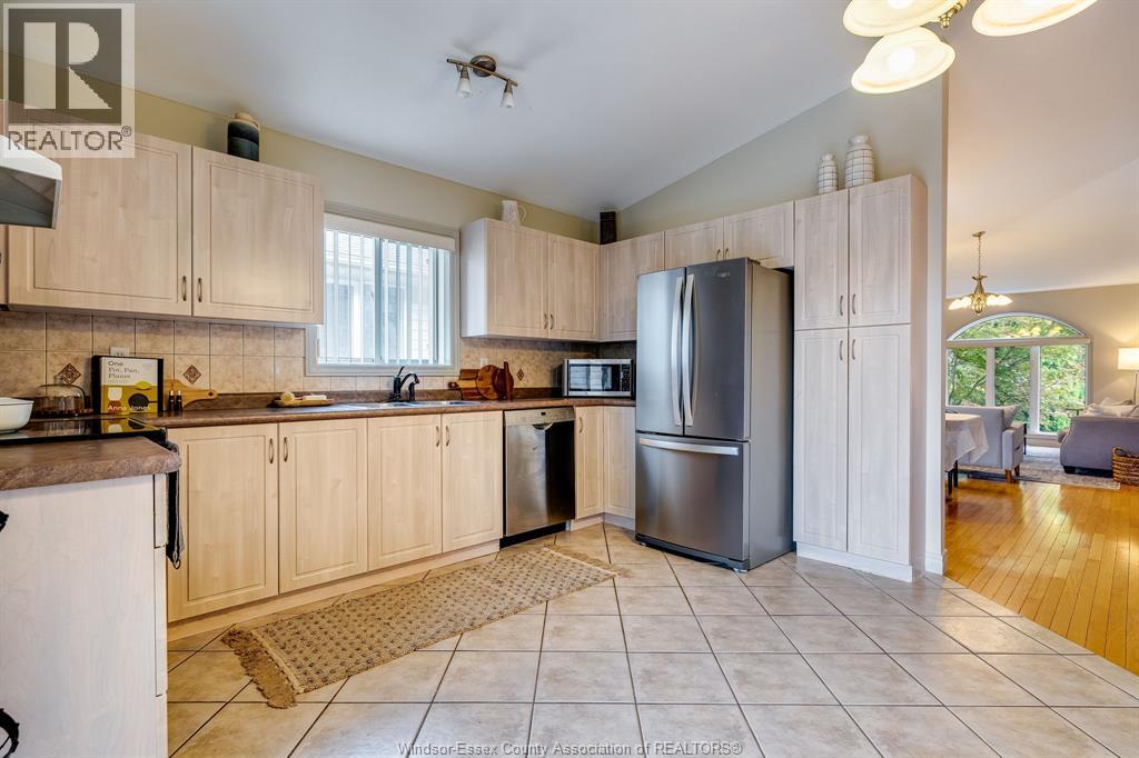 1397 Morningstar Avenue, Tecumseh, Ontario  N8P 1R3 - Photo 15 - 26020506