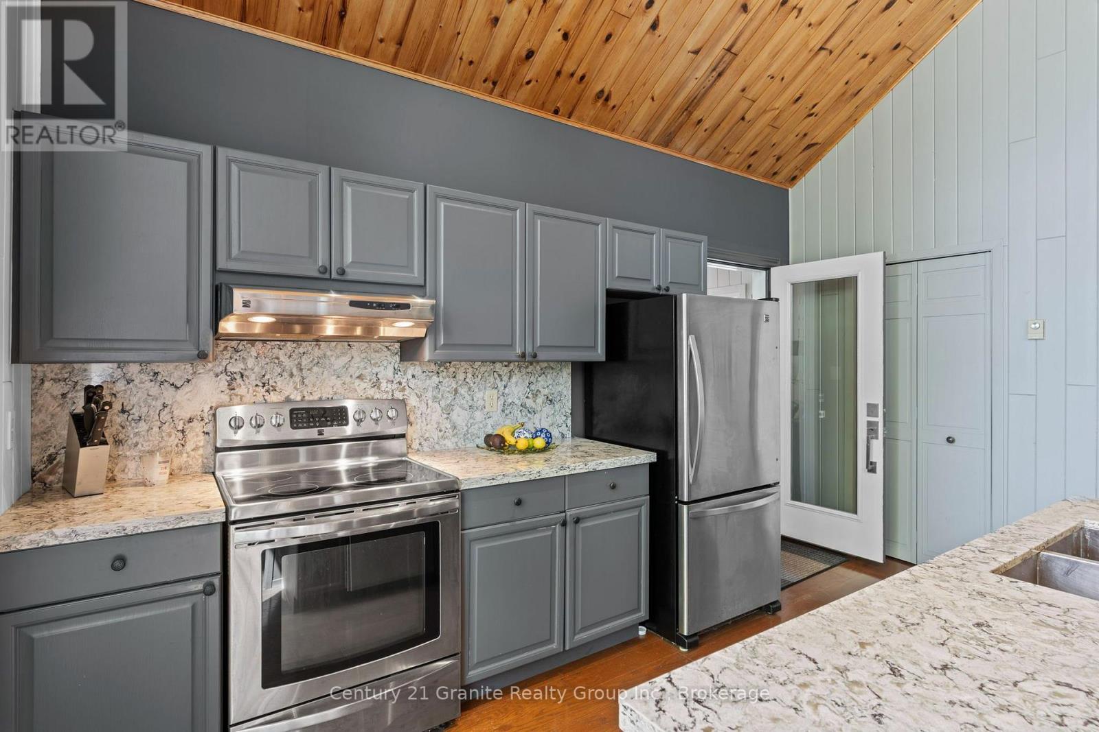 1057 Hidden Valley Lane, Minden Hills, Ontario  K0M 2K0 - Photo 9 - X13703922