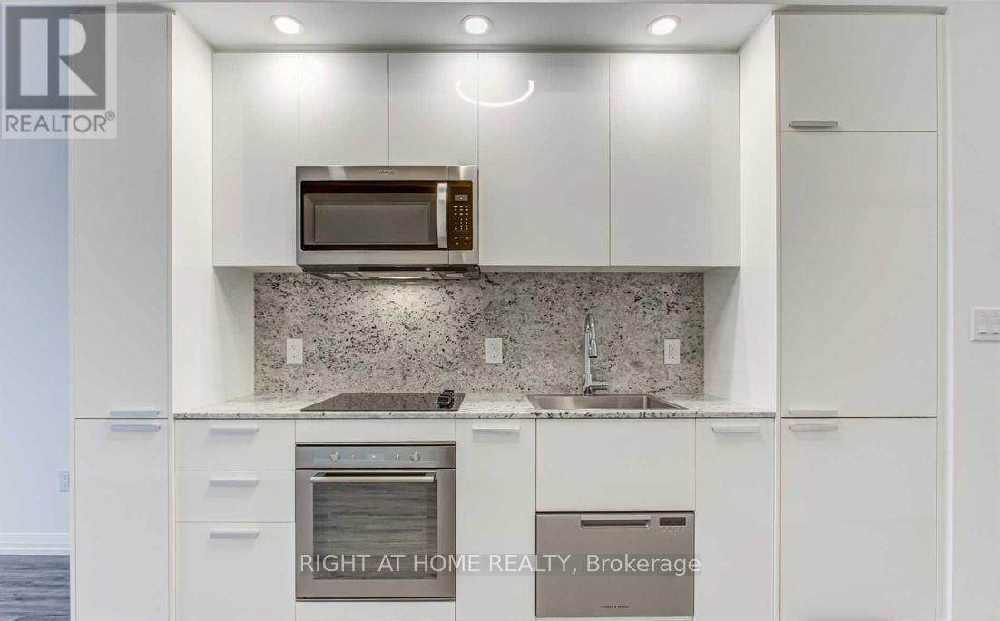 3 - 75 Canterbury Place, Toronto, Ontario M2N 0L2 - Photo 6 - C13703912
