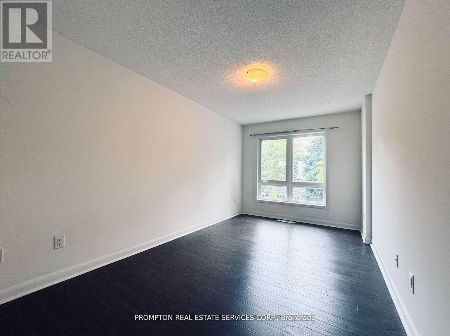 Th 10 - 19 Anndale Drive, Toronto, Ontario M2N 0H2 - Photo 12 - C13703934