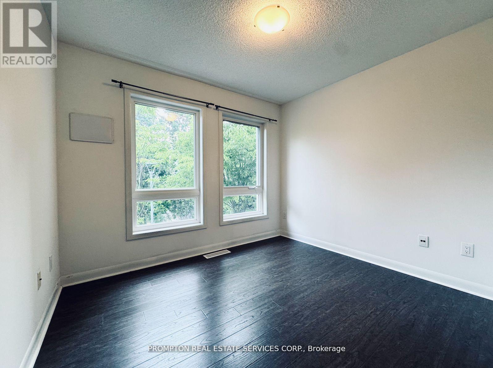 Th 10 - 19 Anndale Drive, Toronto, Ontario M2N 0H2 - Photo 9 - C13703934