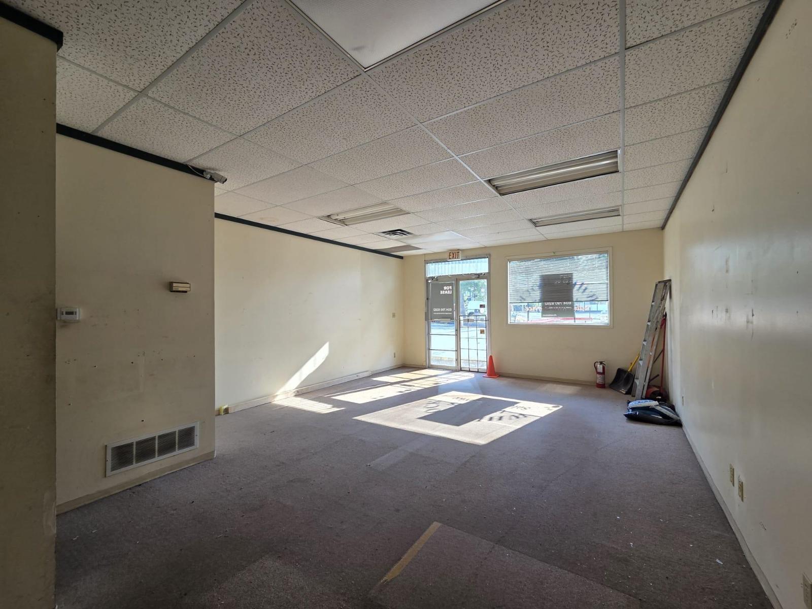 1387-1389 Johnston Road, White Rock, British Columbia  V4B 3Z3 - Photo 3 - C8081393