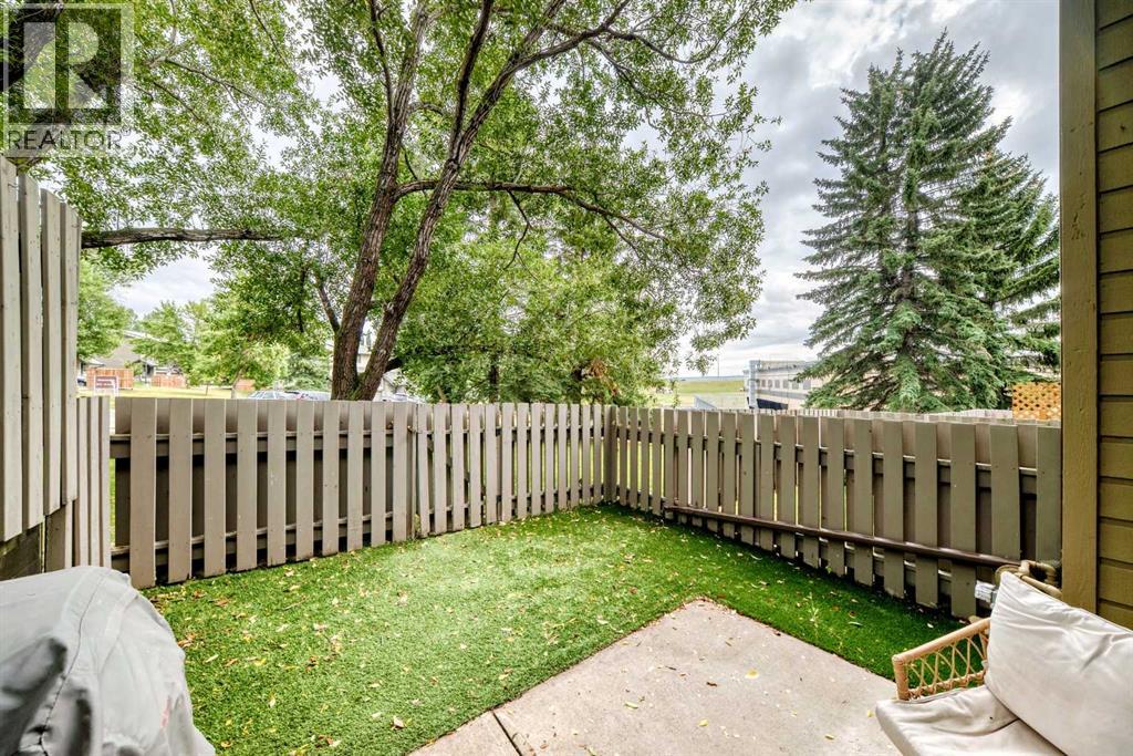 164 Glamis Terrace Sw, Calgary, Alberta  t3e 6v3 - Photo 20 - A2339132