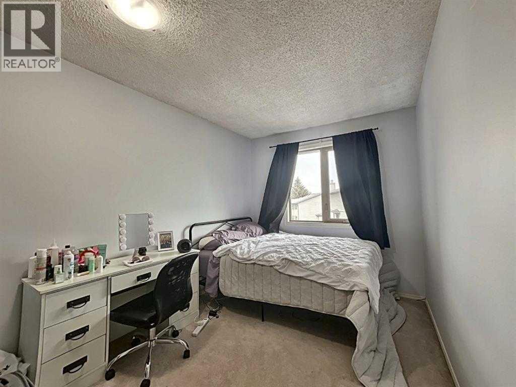 164 Glamis Terrace Sw, Calgary, Alberta  t3e 6v3 - Photo 17 - A2339132
