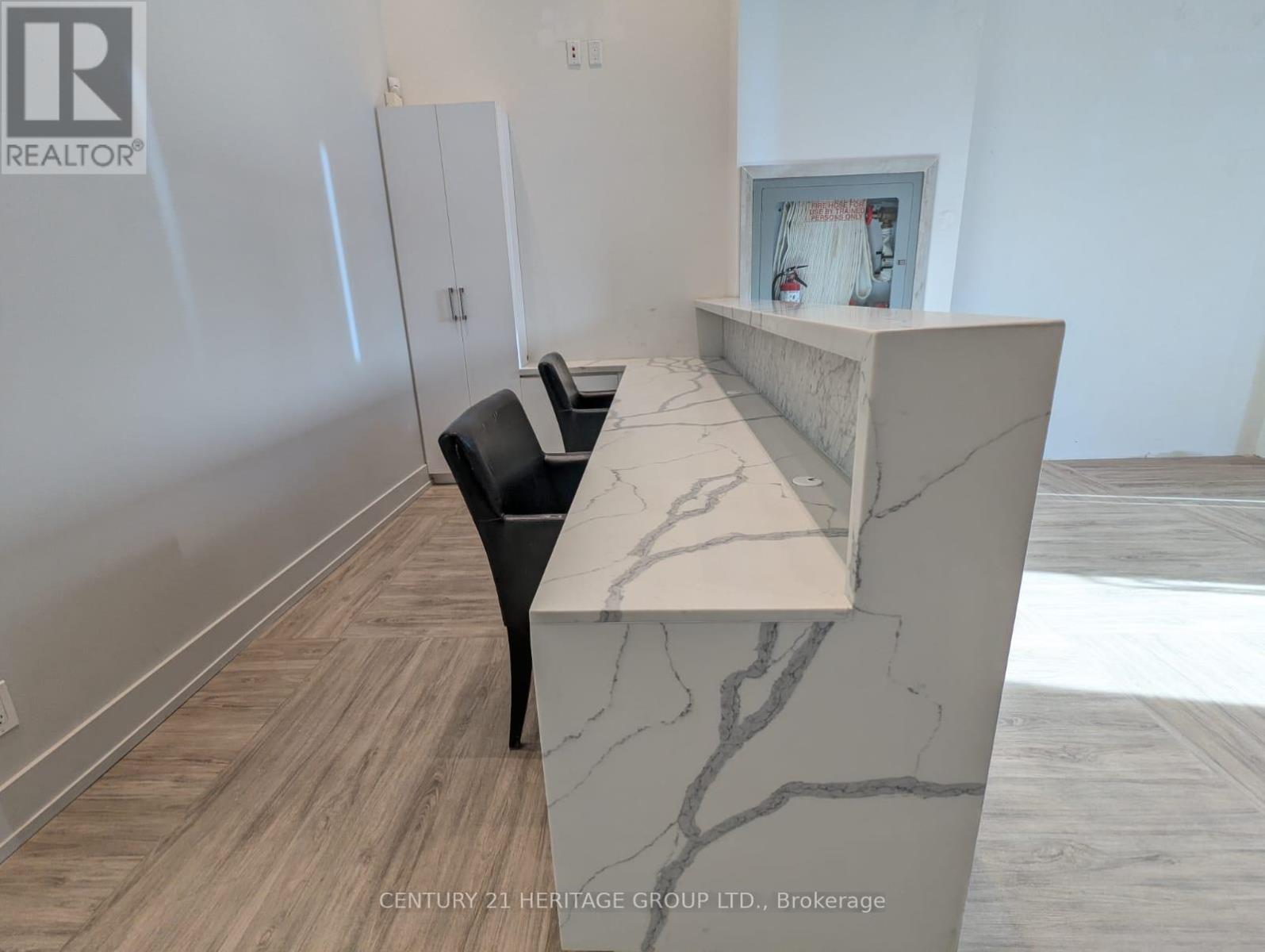 123 & 125 - 8763 Bayview Avenue, Richmond Hill, Ontario L4B 3V1 - Photo 3 - N13703902