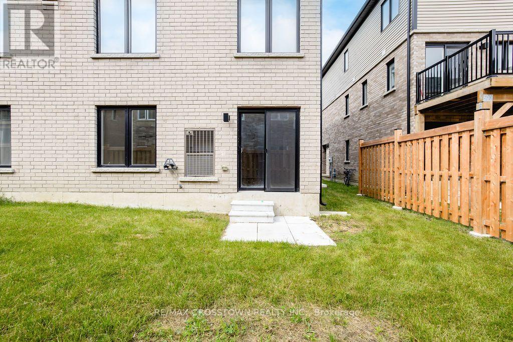 1 - 14 Pumpkin Corner Crescent, Barrie, Ontario L9J 0T6 - Photo 22 - S13703900