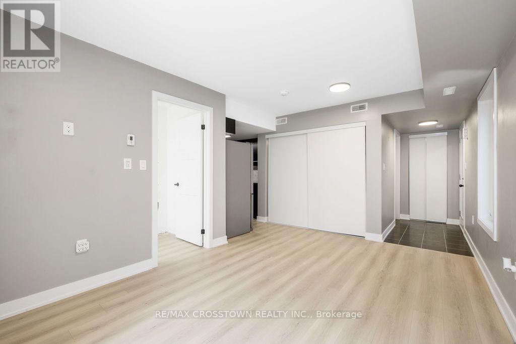 1 - 14 Pumpkin Corner Crescent, Barrie, Ontario L9J 0T6 - Photo 6 - S13703900