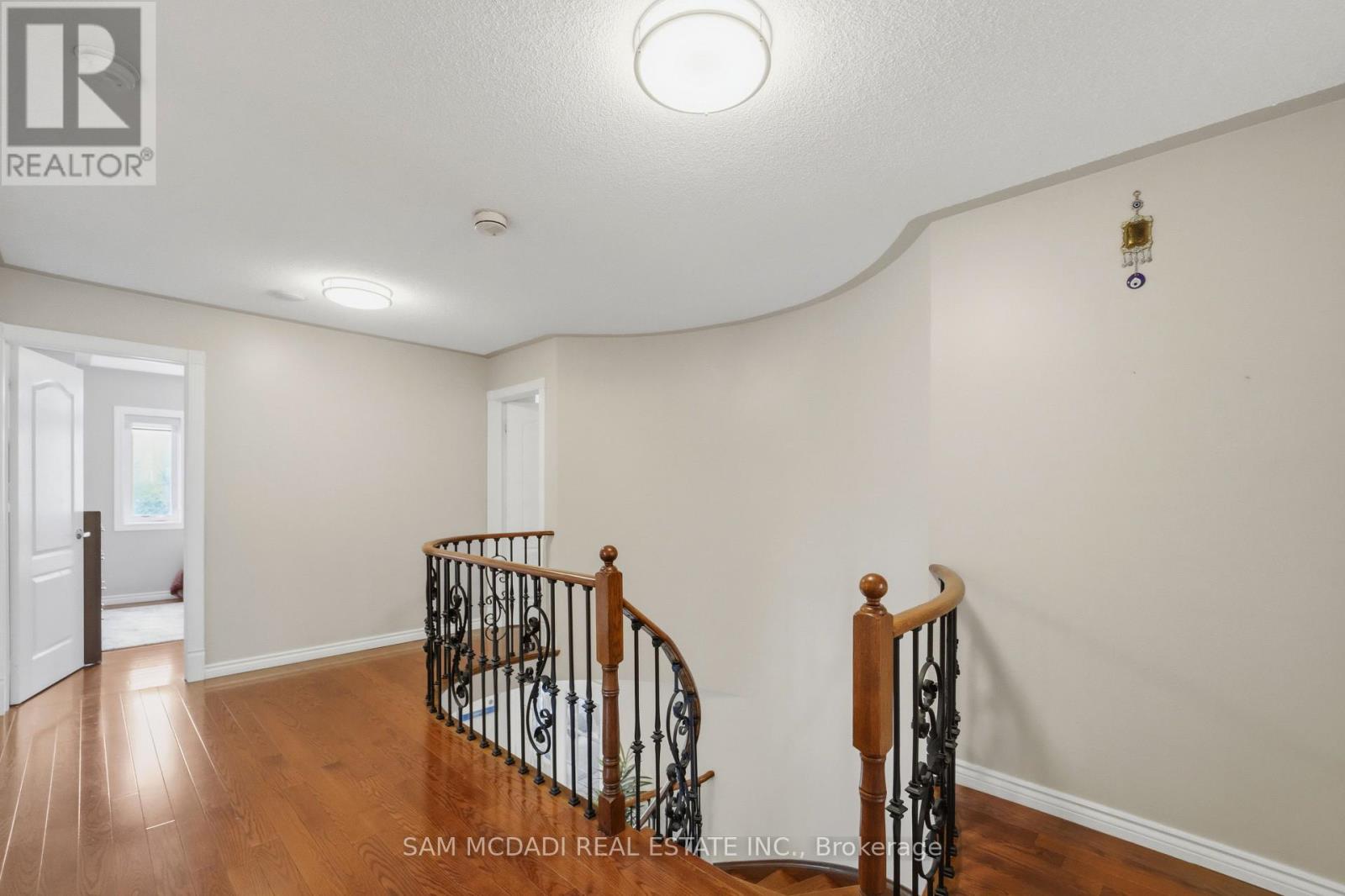 3605 Trelawny Circle, Mississauga, Ontario  L5N 6N8 - Photo 16 - W13703890