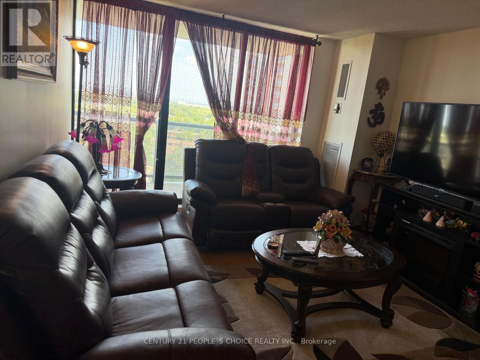 1205 - 17 Knightsbridge Road, Brampton, Ontario  L6T 3X9 - Photo 5 - W13703892