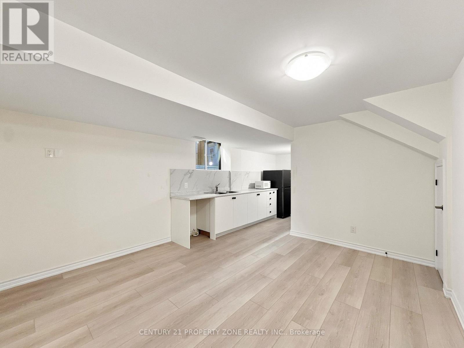 102 Cadillac Crescent, Brampton, Ontario  L7A 3B4 - Photo 20 - W13703898