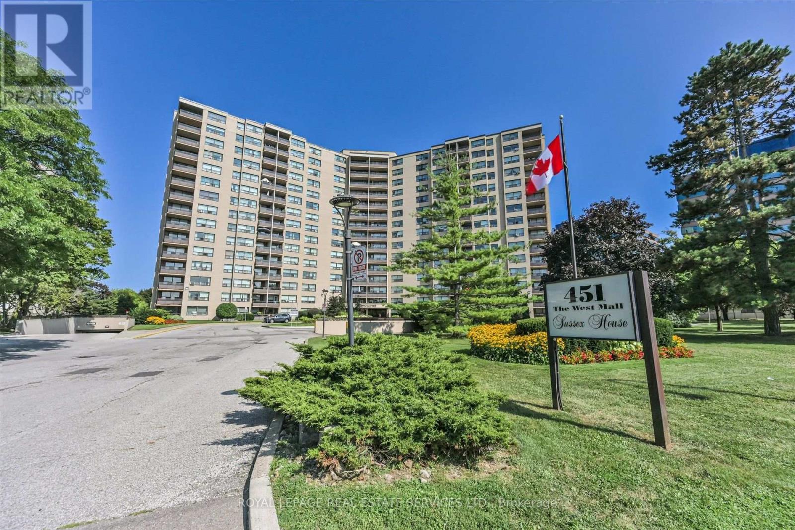 1518 - 451 THE WEST MALL, Toronto, Ontario