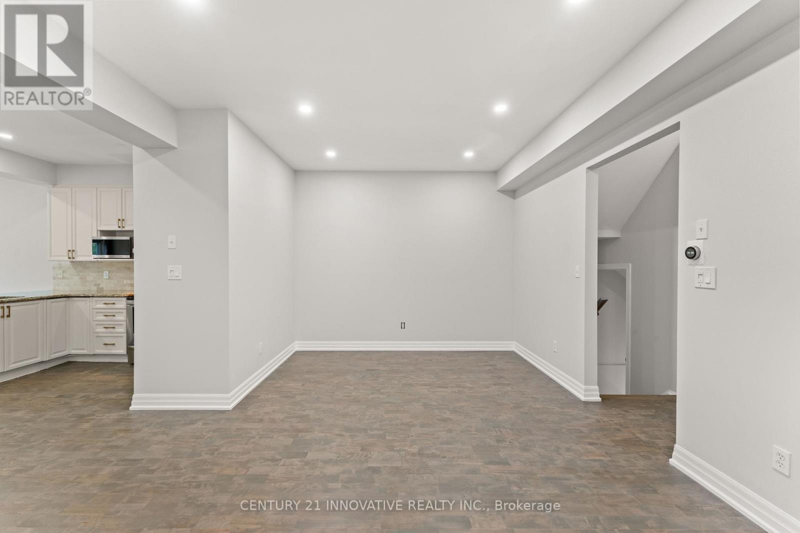 2442 Felhaber Crescent, Oakville, Ontario  L6H 7N8 - Photo 6 - W13703954