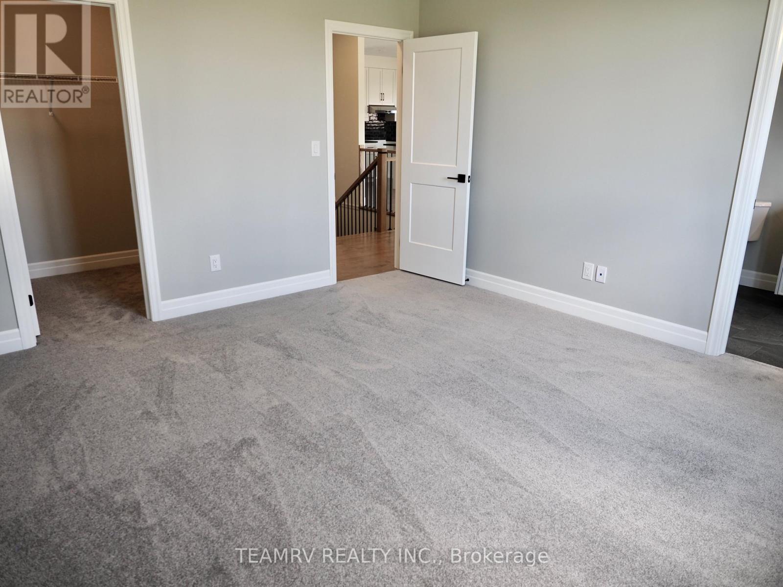 11 Sycamore Drive, Tillsonburg, Ontario  N4G 5S3 - Photo 17 - X12983488