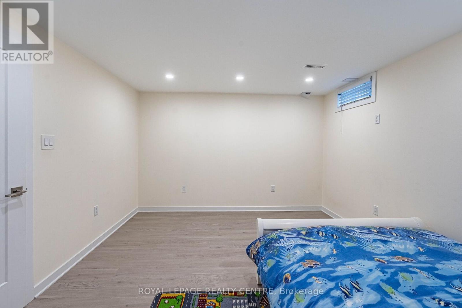 3 Vineberg Drive, Hamilton, Ontario L9B 2P6 - Photo 40 - X13703544
