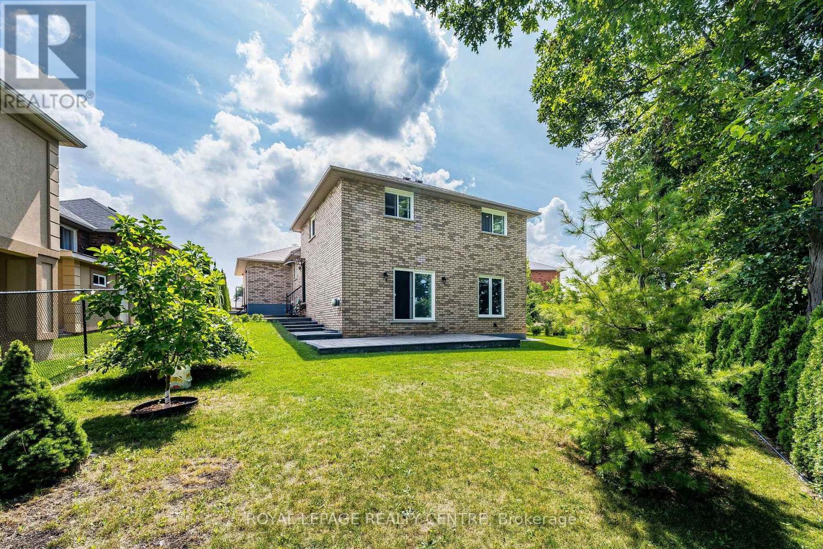 3 Vineberg Drive, Hamilton, Ontario L9B 2P6 - Photo 45 - X13703544