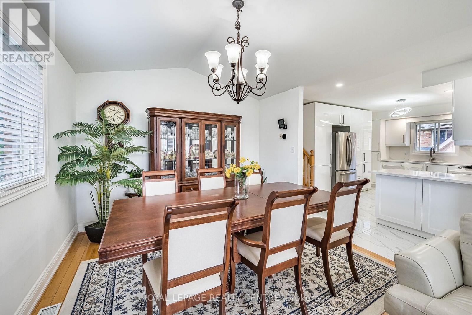 3 Vineberg Drive, Hamilton, Ontario L9B 2P6 - Photo 7 - X13703544