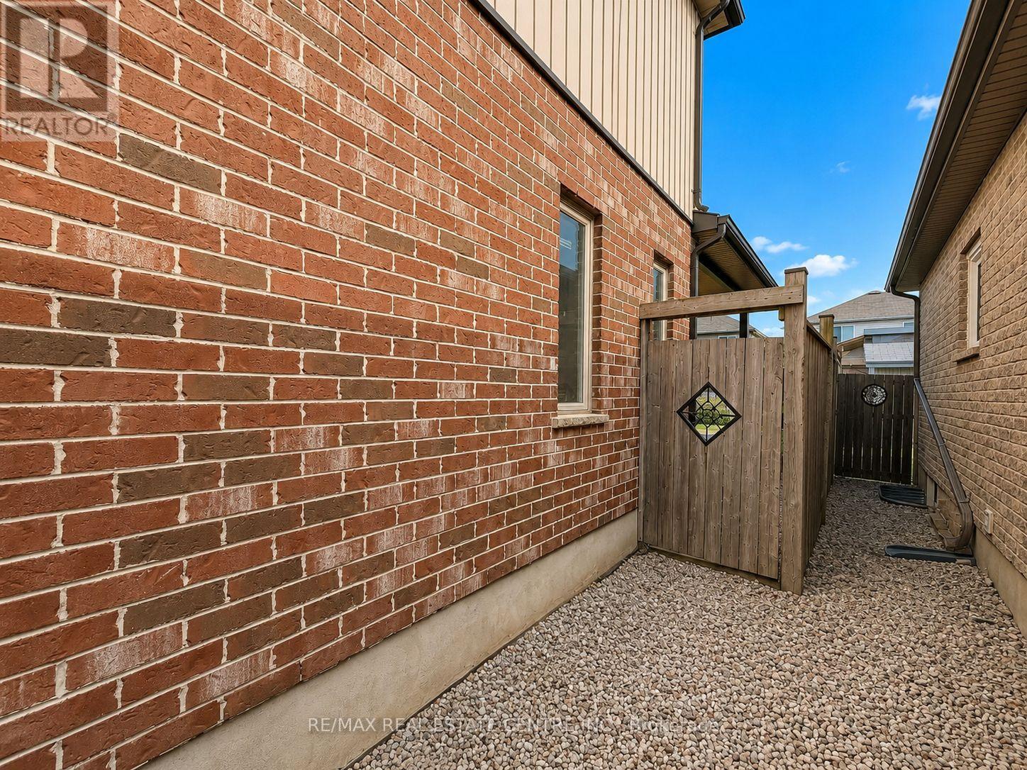 1029 Moy Crescent, London North, Ontario  N6G 0B5 - Photo 43 - X13703910