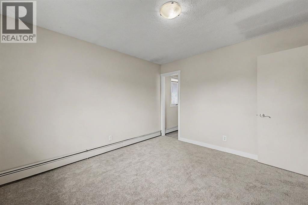 4004 79 Street NW, Calgary, Alberta  t3b 2n8 - Photo 17 - A2330503