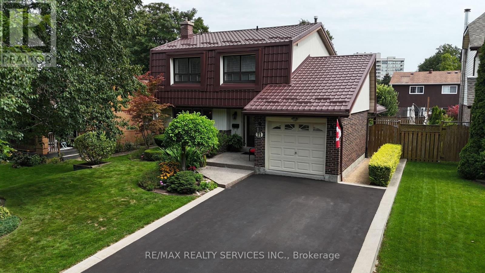 11 Longbourne Crescent, Brampton, Ontario  L6S 2R8 - Photo 48 - W13666692