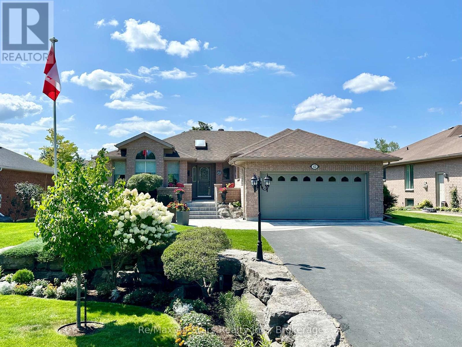 42 Island Bay Drive, Kawartha Lakes, Ontario K0M 1A0 - Photo 1 - X13704000