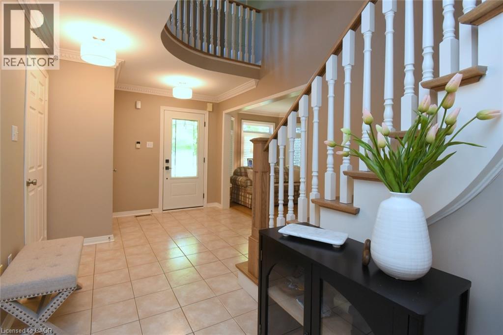 470 Amanda Crescent, Burlington, Ontario  L7L 6H5 - Photo 7 - 40855459