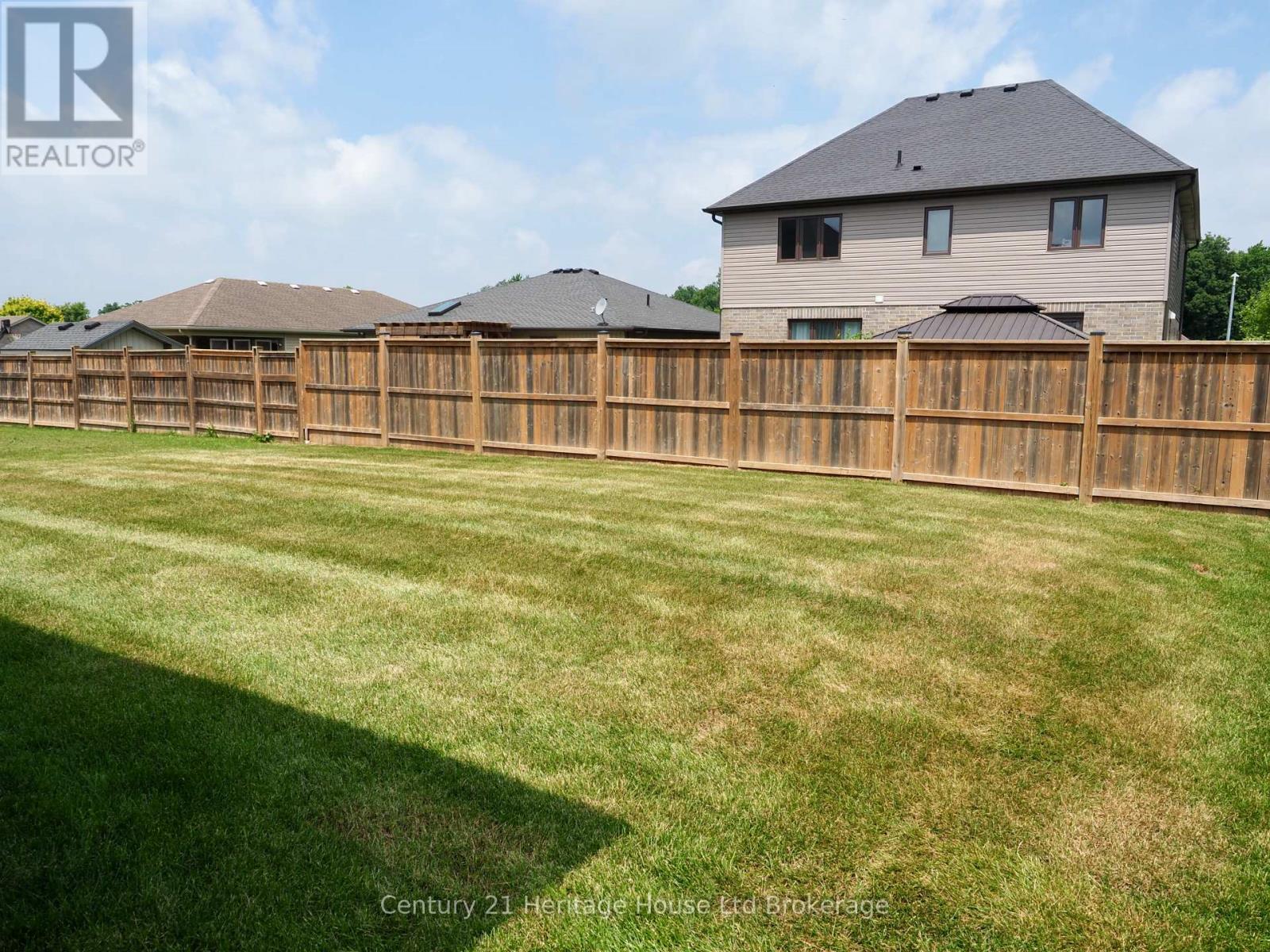 28 Sycamore Drive, Tillsonburg, Ontario  N4G 5R9 - Photo 26 - X13485520