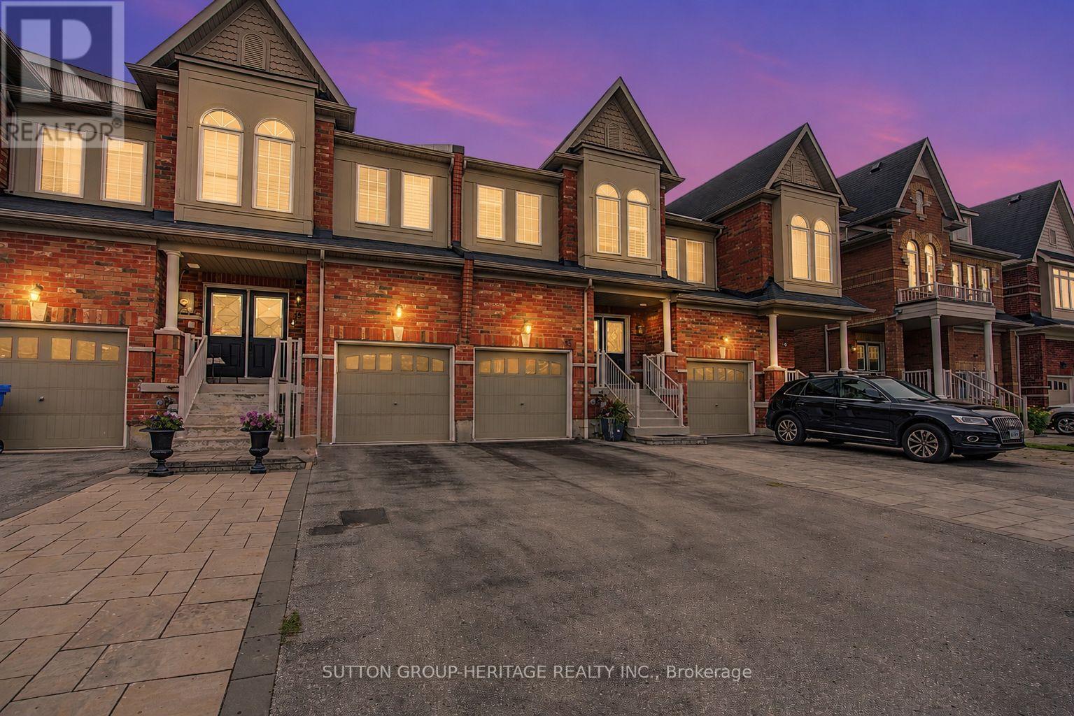 15 CLARINET LANE, Whitchurch-Stouffville, Ontario