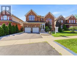 356 ROBERT FERRIE DRIVE, Kitchener, Ontario