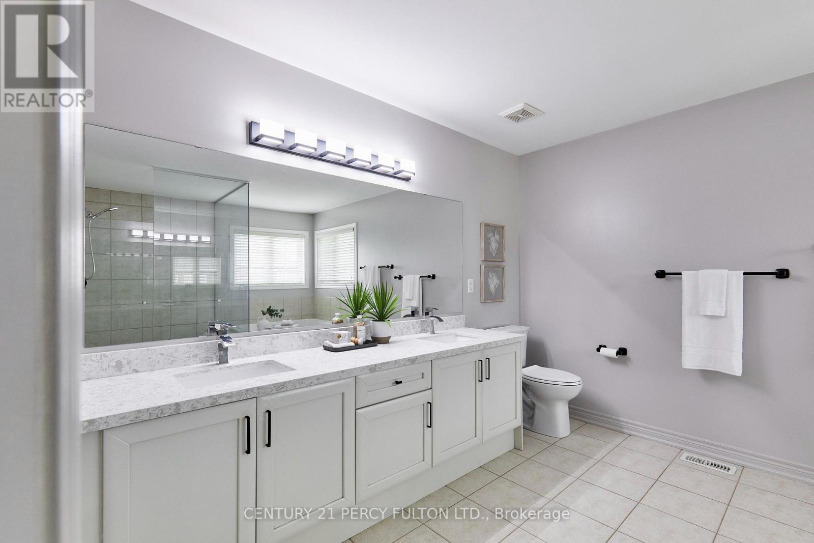 8 Mackeller Court, Ajax, Ontario L1T 0G2 - Photo 27 - E13703968