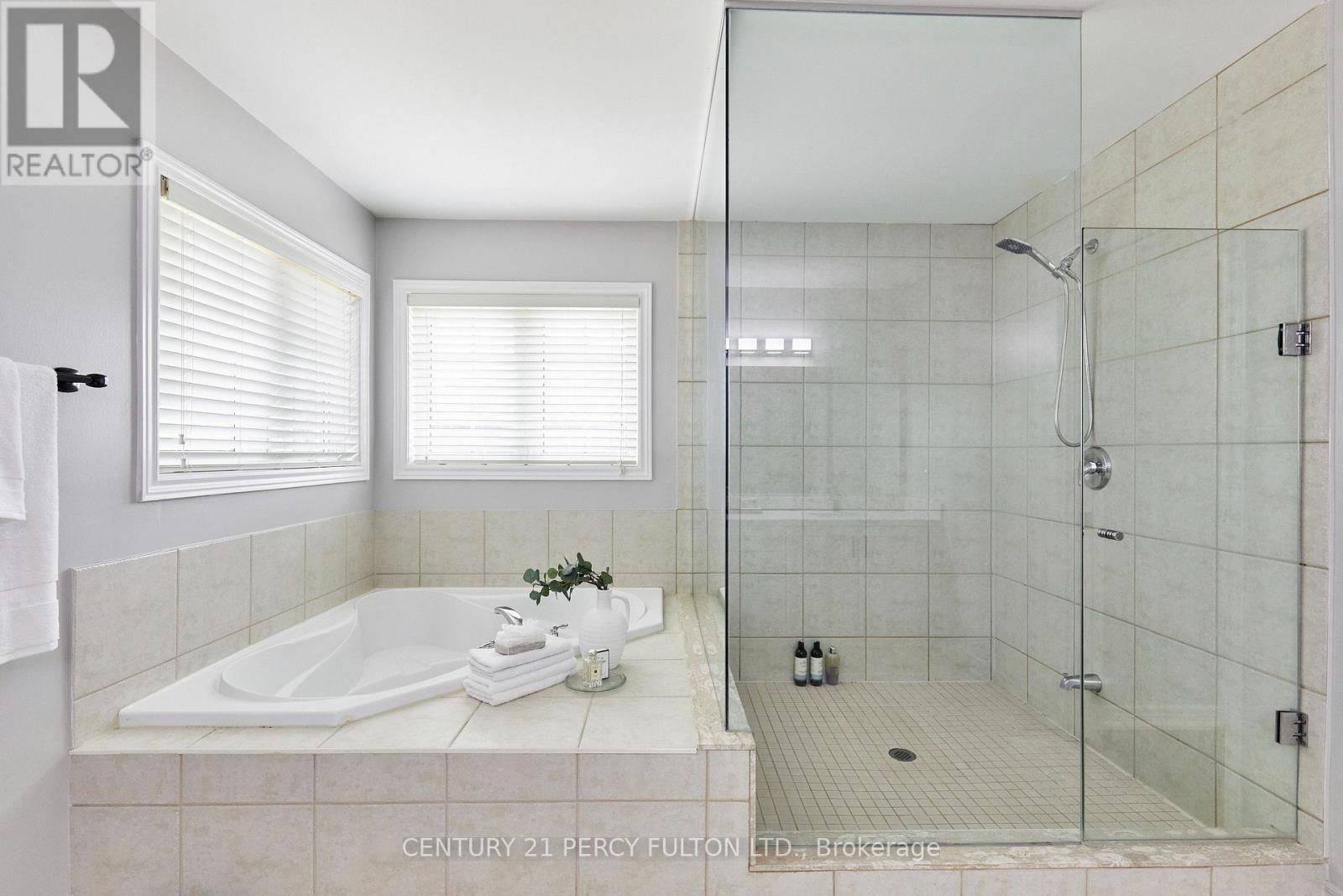 8 Mackeller Court, Ajax, Ontario L1T 0G2 - Photo 28 - E13703968