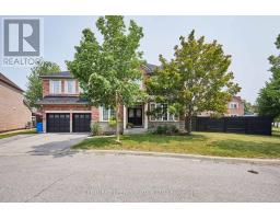 8 MACKELLER COURT, Ajax, Ontario