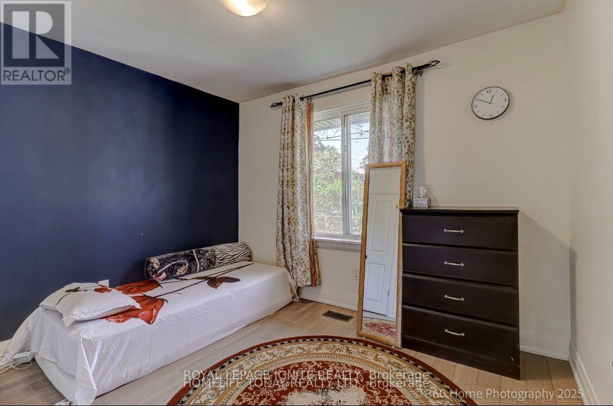 6 Greyabbey Trail, Toronto, Ontario M1E 1V7 - Photo 10 - E13703976